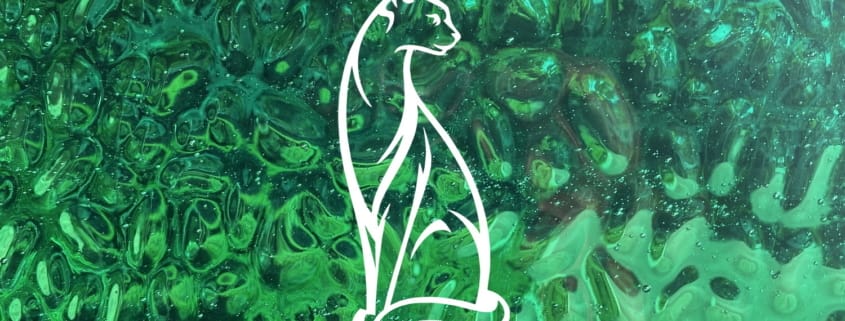 MD352LY Caribbean Green - backlit LOGO