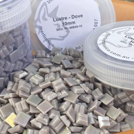 Lustre Dove 10mm