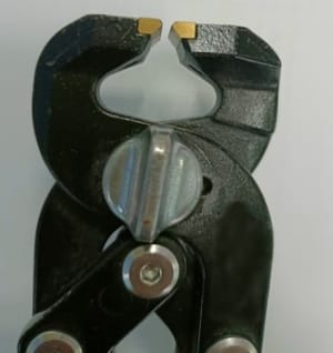 Jaws ready to cut 3-7mm width