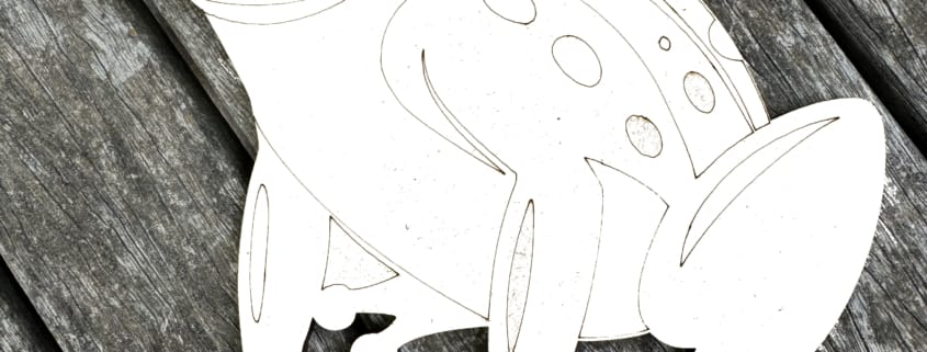 MM1390-Smiley-Frog-MDF-etched-scaled