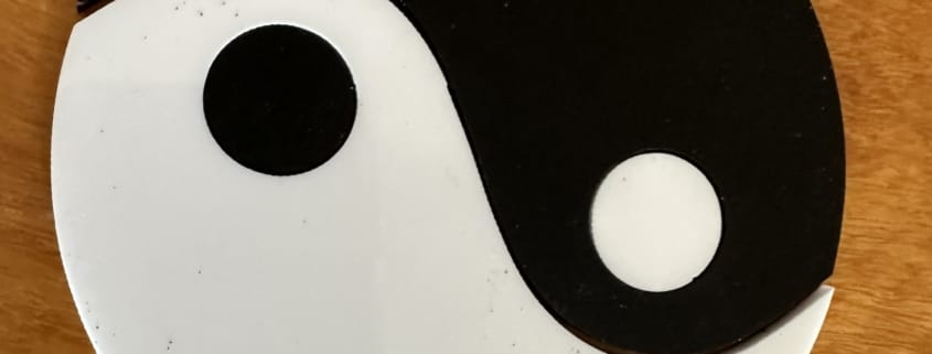 Yin-Yang 02 Black and White