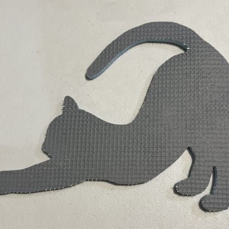 MM1150 - Cat - Stretching TS