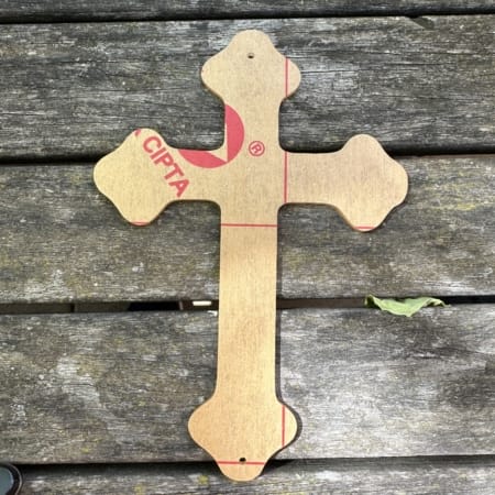 MM110 - Cross - Budded acrylic